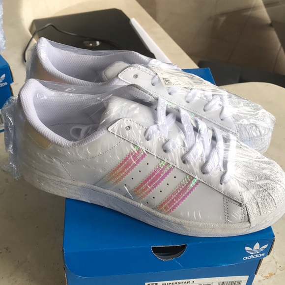 New sz 7 womens Adidas Pink iridescent sneakers superstar - Picture 1 of 2